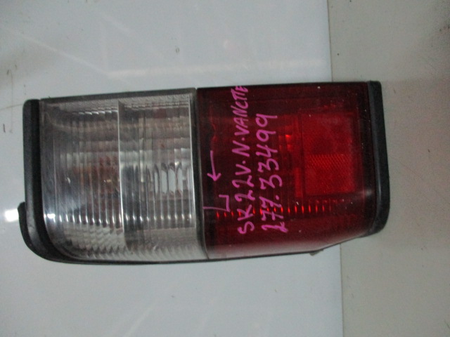 Used Nissan  TAIL LAMP LEFT